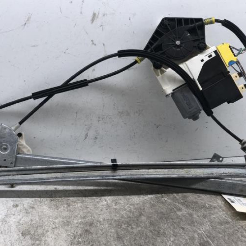 Leve vitre electrique avant droit PEUGEOT 807