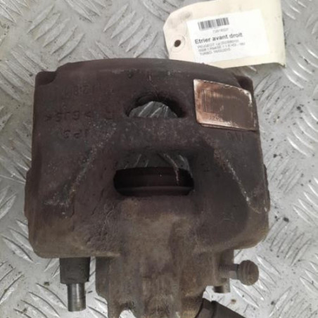 Etrier avant droit (freinage) PEUGEOT 5008 1