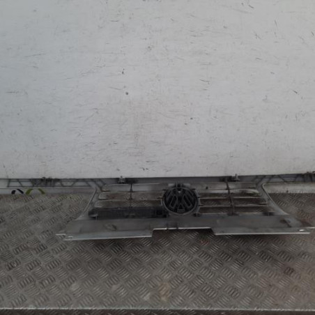 Calandre VOLKSWAGEN SHARAN 1