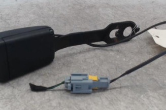 Attache ceinture avant droit PEUGEOT 208 1 Photo n°1