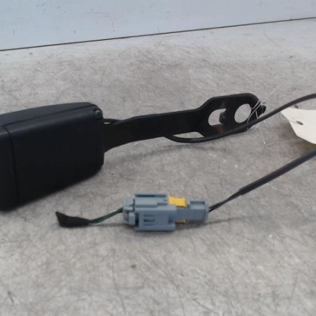 Attache ceinture avant droit PEUGEOT 208 1 Photo n°1