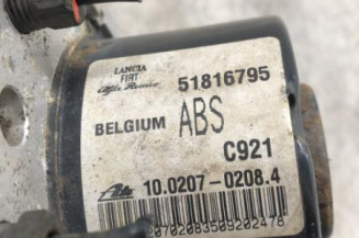 Bloc ABS (freins anti-blocage) FIAT DOBLO 2 Photo n°4