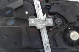 Leve vitre electrique avant droit FORD FIESTA 6
