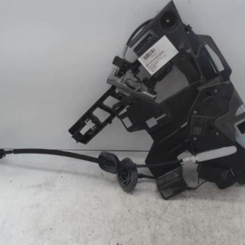 Serrure avant droit FORD FIESTA 6 Serrure avant droit FORD FIESTA 6