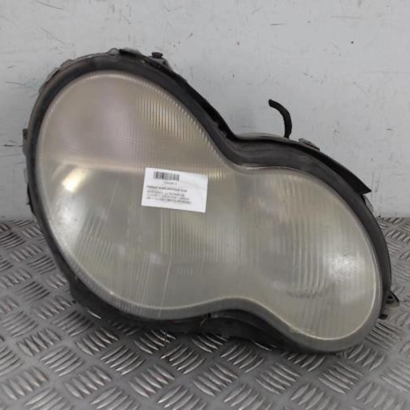 Optique avant principal droit (feux)(phare) MERCEDES CLASSE C 203
