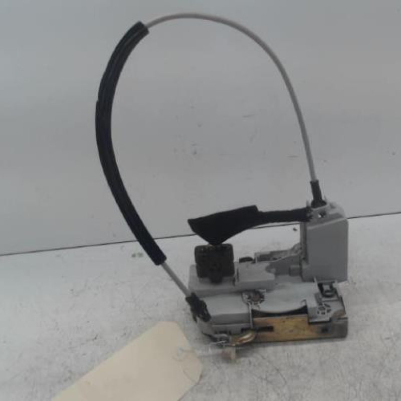 Serrure avant droit PEUGEOT 307