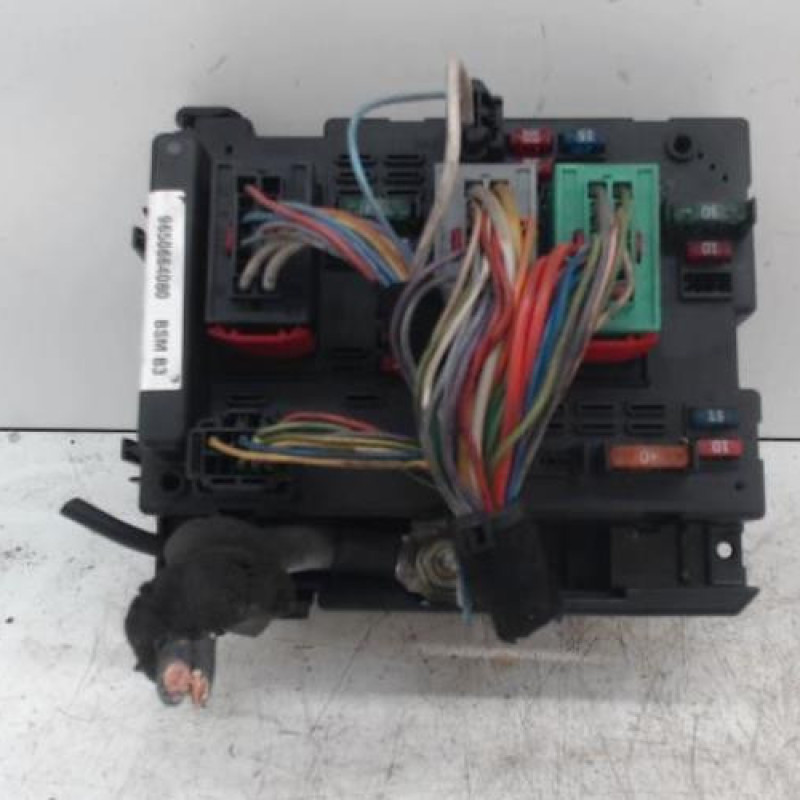 Boitier servitude moteur (BSM) PEUGEOT 206