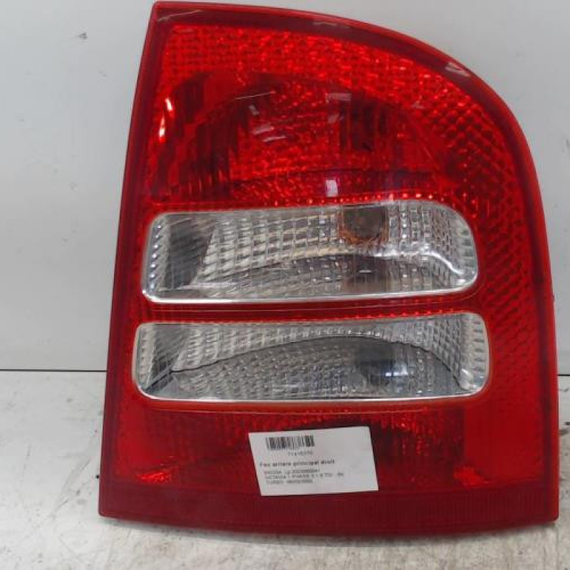 Feu arriere principal droit (feux) SKODA OCTAVIA 1