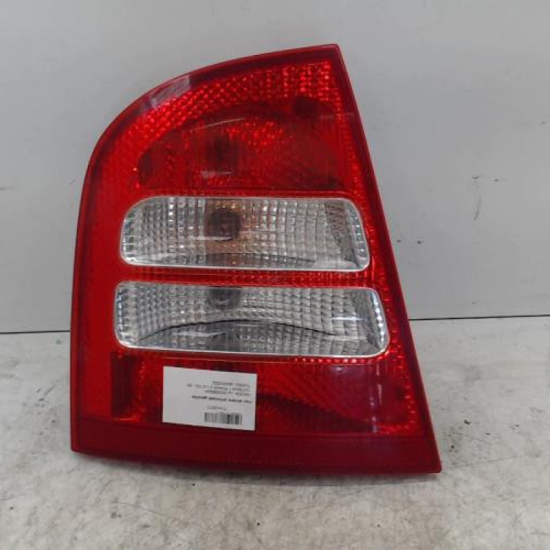 Feu arriere principal gauche (feux) SKODA OCTAVIA 1