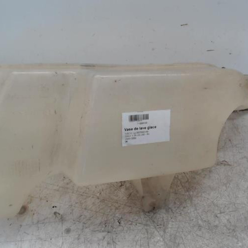 Vase de lave glace IVECO DAILY 3 Vase de lave glace IVECO DAILY 3