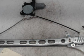 Leve vitre electrique avant droit SUZUKI SWIFT 4 Photo n°1