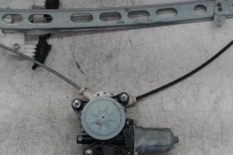 Leve vitre electrique avant gauche SUZUKI SWIFT 4 Photo n°1