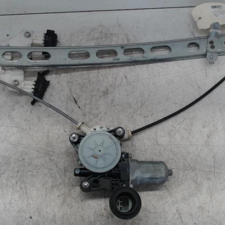 Leve vitre electrique avant gauche SUZUKI SWIFT 4 Photo n°1