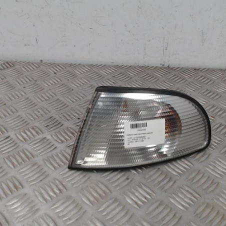 Optique avant secondaire gauche (feux)(clignotant) AUDI A4 1 Photo n°1
