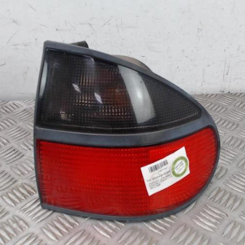 Feu arriere principal droit (feux) RENAULT LAGUNA 1