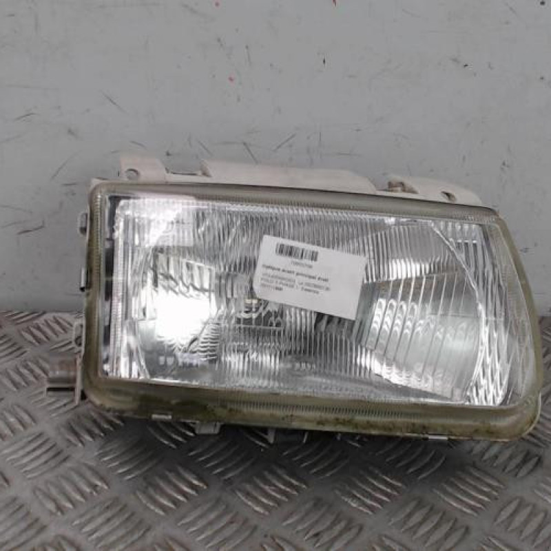 Optique avant principal droit (feux)(phare) VOLKSWAGEN POLO 3