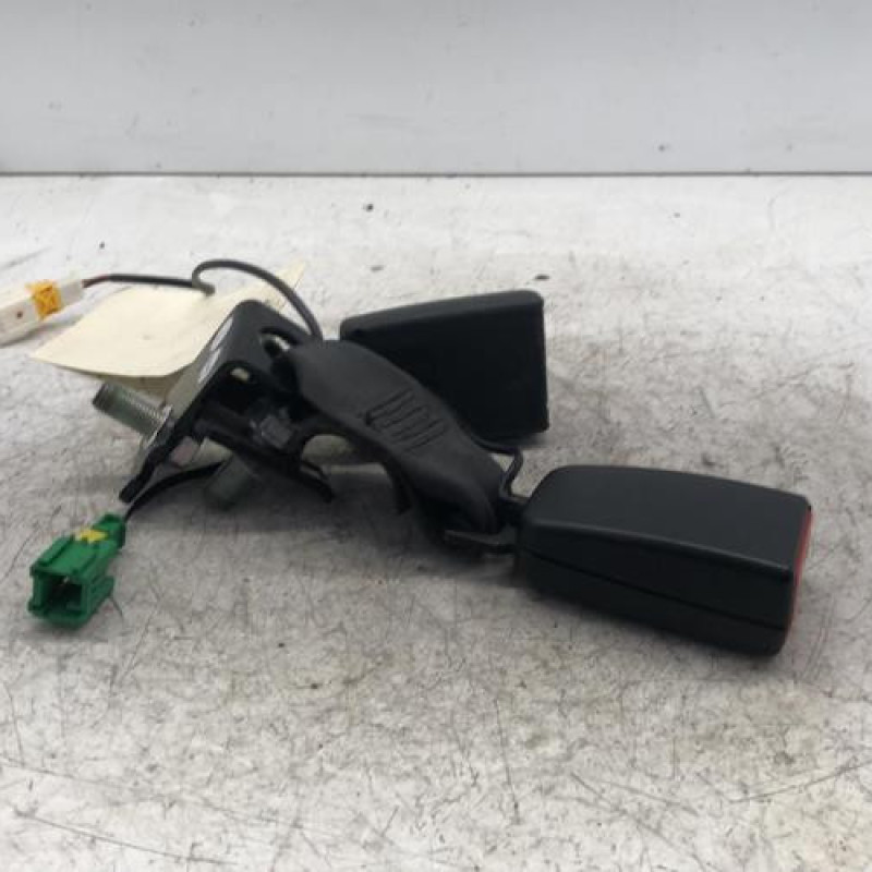 Attache ceinture arriere droit ALFA ROMEO GIULIETTA 2