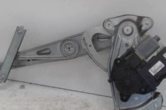 Leve vitre electrique avant gauche RENAULT MEGANE 3 Photo n°1