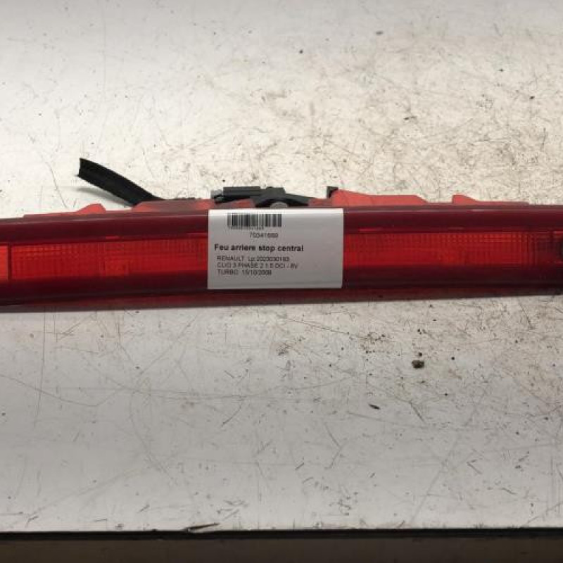 Feu arriere stop central RENAULT CLIO 3