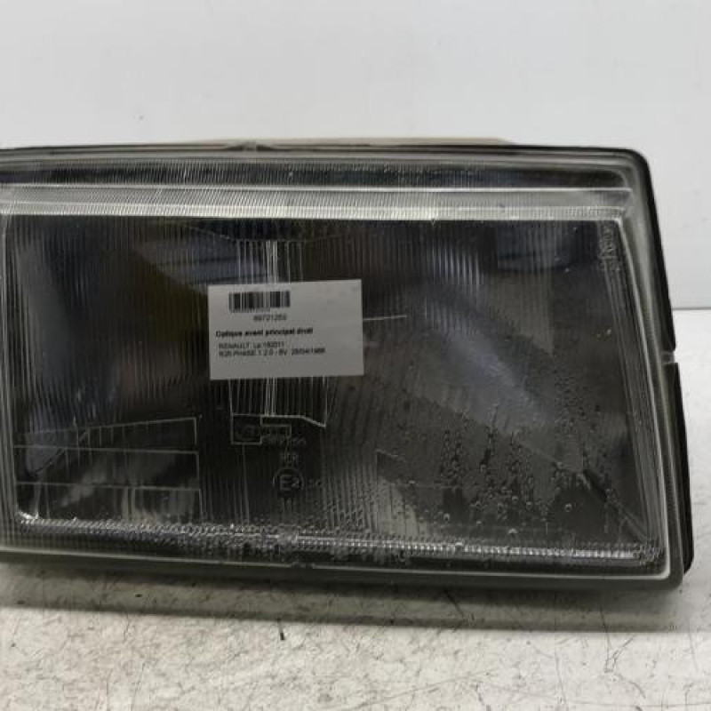 Optique avant principal droit (feux)(phare) RENAULT R25