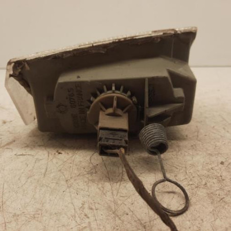 Optique avant secondaire droit (feux)(clignotant) RENAULT R25