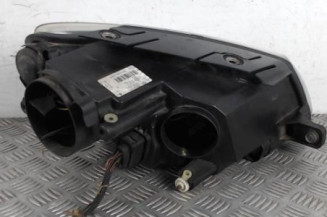 Optique avant principal gauche (feux)(phare) VOLKSWAGEN PASSAT 5