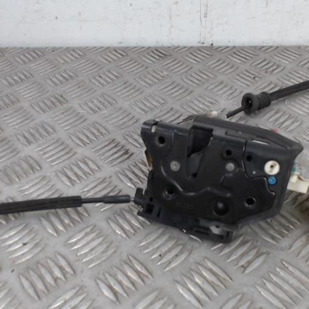 Serrure avant droit VOLKSWAGEN PASSAT 5