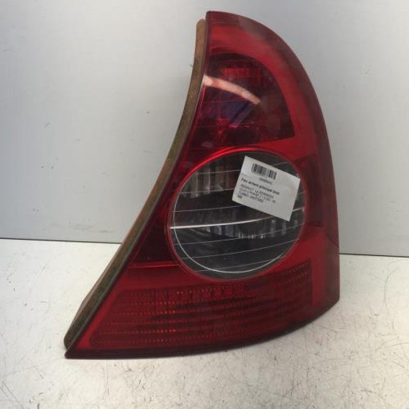 Feu arriere principal droit (feux) RENAULT CLIO 2 Feu arriere principal droit (feux) RENAULT CLIO 2