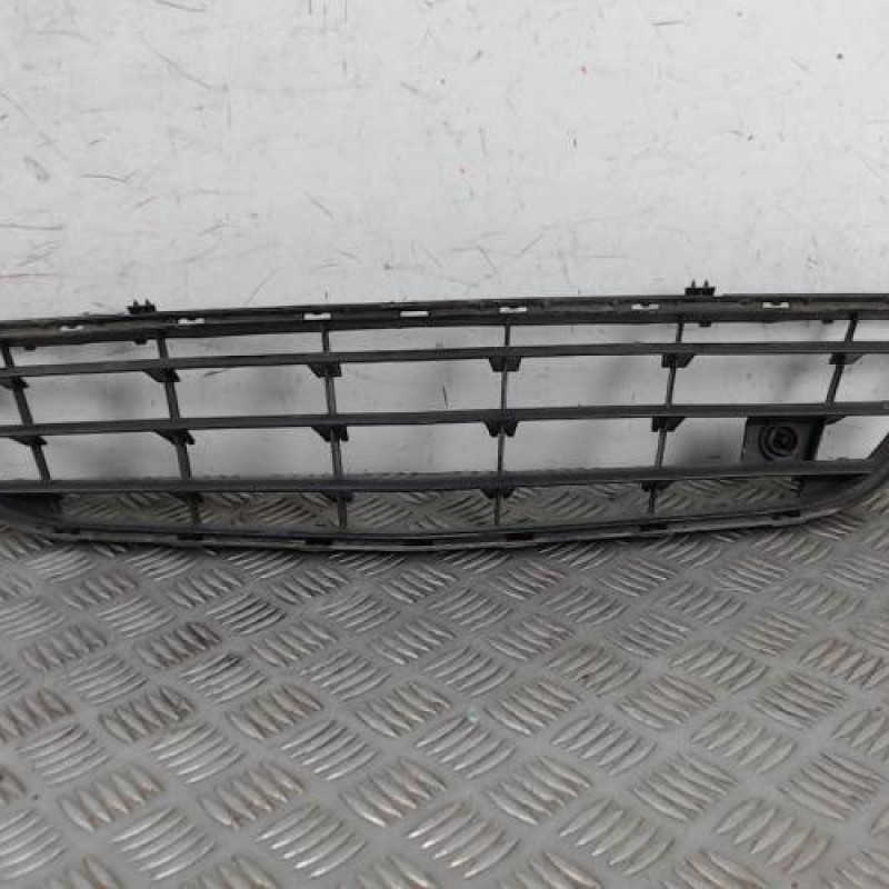 Grille de pare choc OPEL CORSA D Grille de pare choc OPEL CORSA D