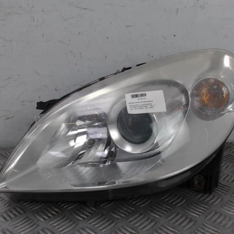 Optique avant principal gauche (feux)(phare) MERCEDES CLASSE B 245