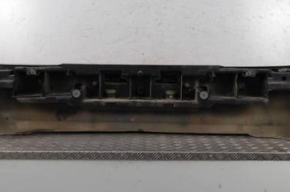 Pare choc arriere PEUGEOT 106 Photo n°4