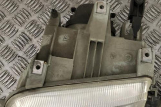 Optique avant principal gauche (feux)(phare) RENAULT CLIO 1