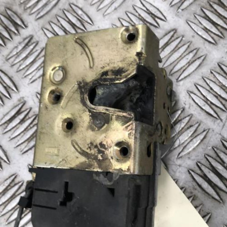 Serrure avant droit PEUGEOT 306