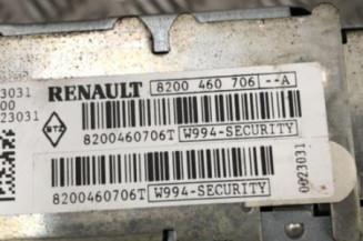 Autoradio d'origine RENAULT TRAFIC 2 Photo n°5