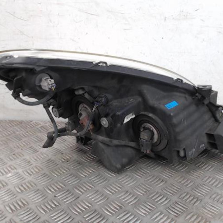 Optique avant principal gauche (feux)(phare) TOYOTA COROLLA VERSO 2