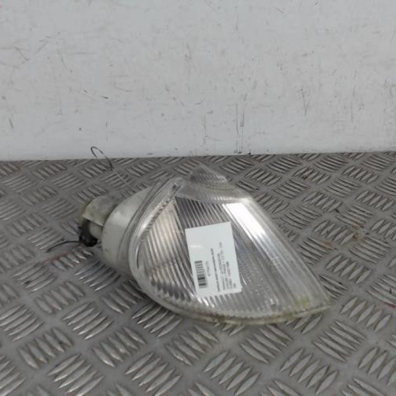 Optique avant secondaire droit (feux)(clignotant) RENAULT LAGUNA 1