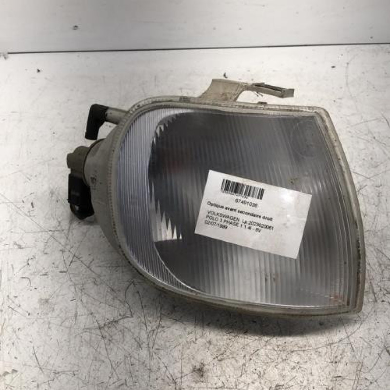 Optique avant secondaire droit (feux)(clignotant) VOLKSWAGEN POLO 3