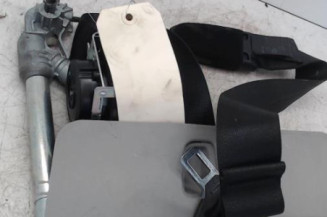 Ceinture avant droit OPEL CORSA D
