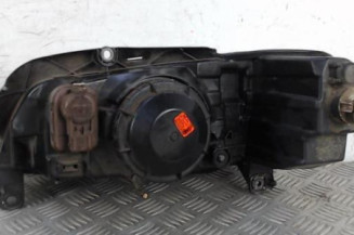 Optique avant principal droit (feux)(phare) PEUGEOT 106