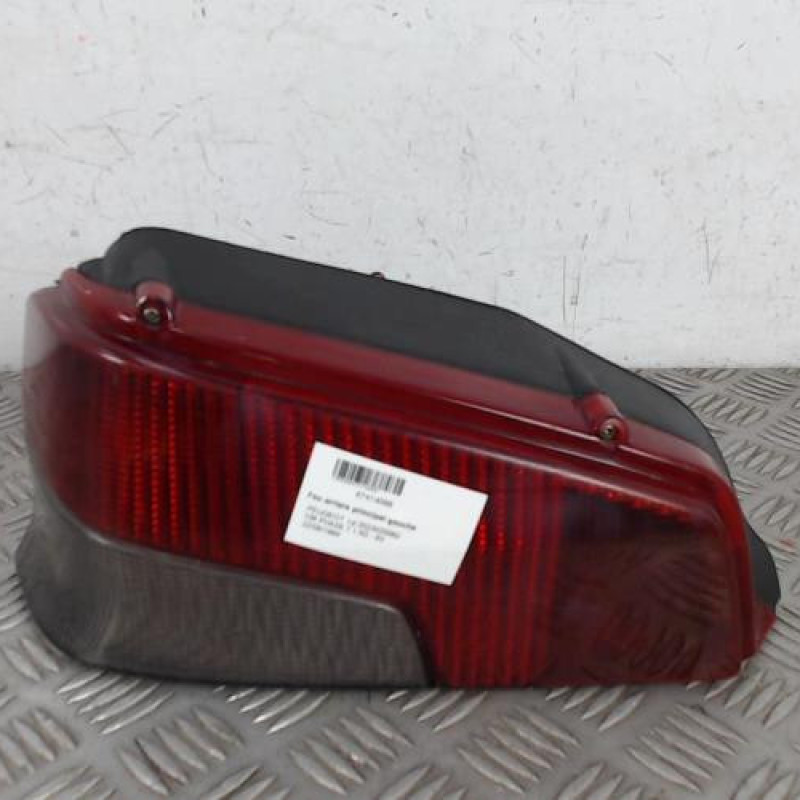 Feu arriere principal gauche (feux) PEUGEOT 106