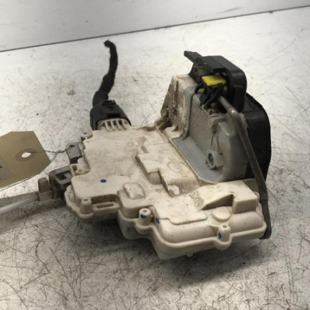 Serrure arriere droit AUDI A4 2