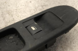 Interrupteur de leve vitre avant droit PEUGEOT 307
