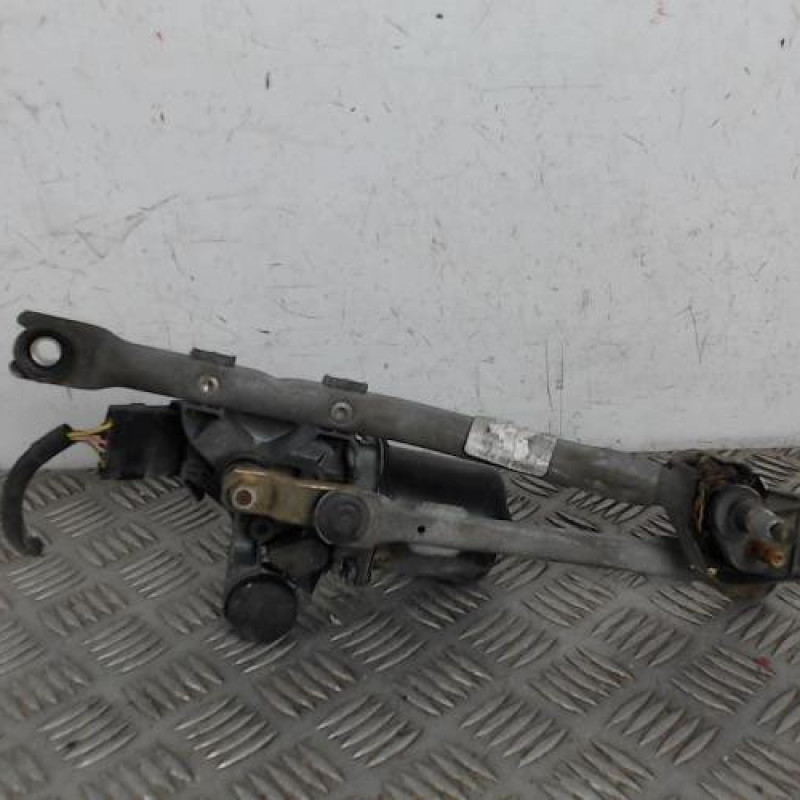 Moteur essuie glace avant PEUGEOT 107