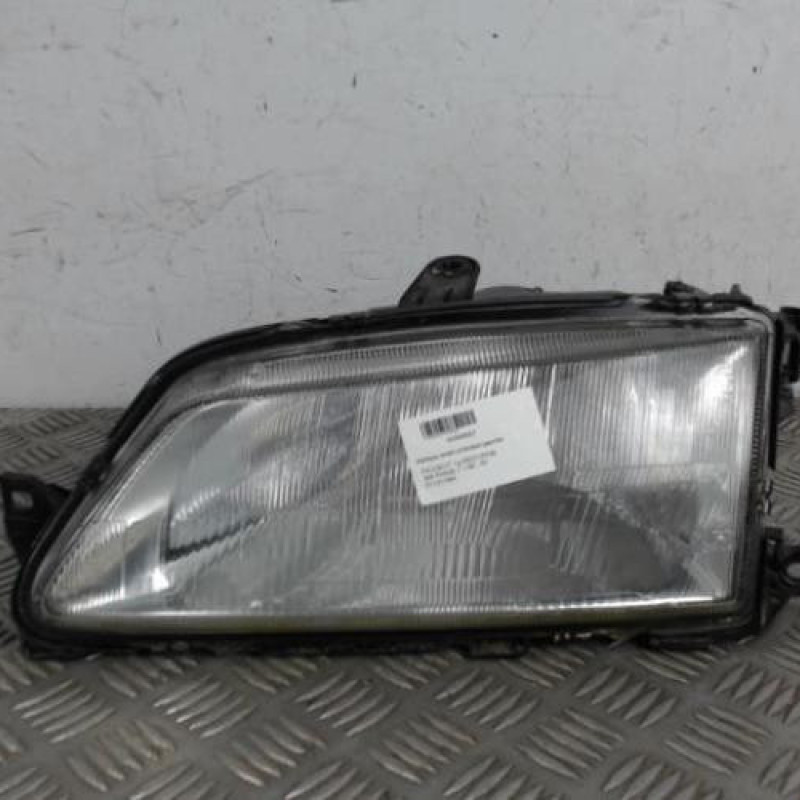 Optique avant principal gauche (feux)(phare) PEUGEOT 306