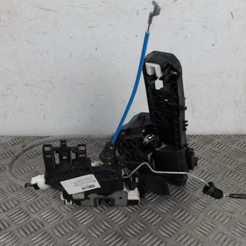 Serrure avant droit MERCEDES CLASSE A 176