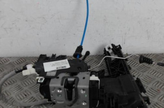 Serrure avant droit MERCEDES CLASSE A 176