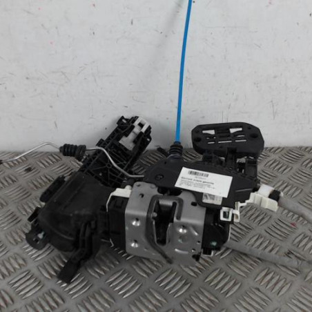 Serrure avant gauche MERCEDES CLASSE A 176