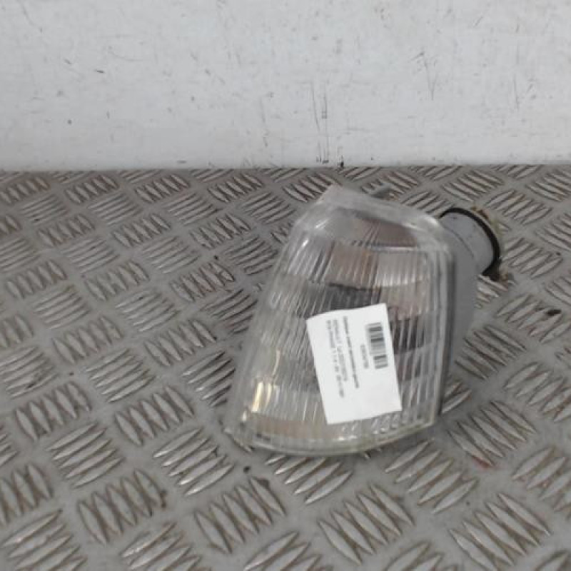 Optique avant secondaire gauche (feux)(clignotant) RENAULT R19