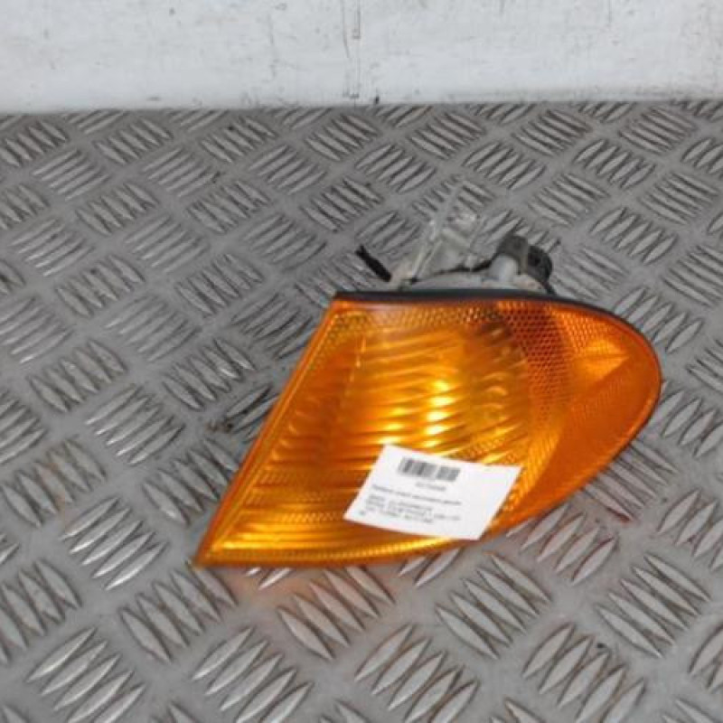 Optique avant secondaire gauche (feux)(clignotant) BMW SERIE 3 E46