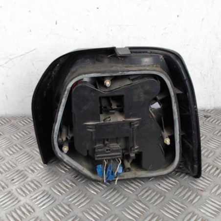 Feu arriere principal gauche (feux) RENAULT R19